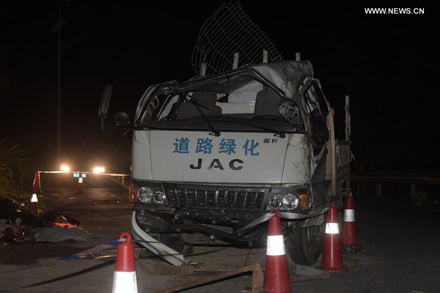 CHINA-HUNAN-ROAD ACCIDENT (CN)