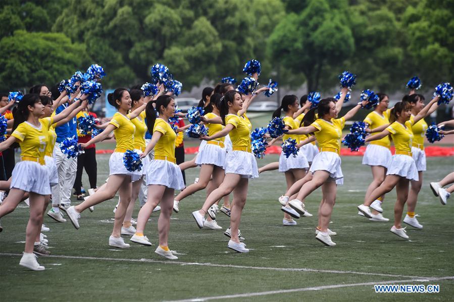 CHINA-HANGZHOU-COLLEGE STUDENTS-YOUTH DAY (CN)