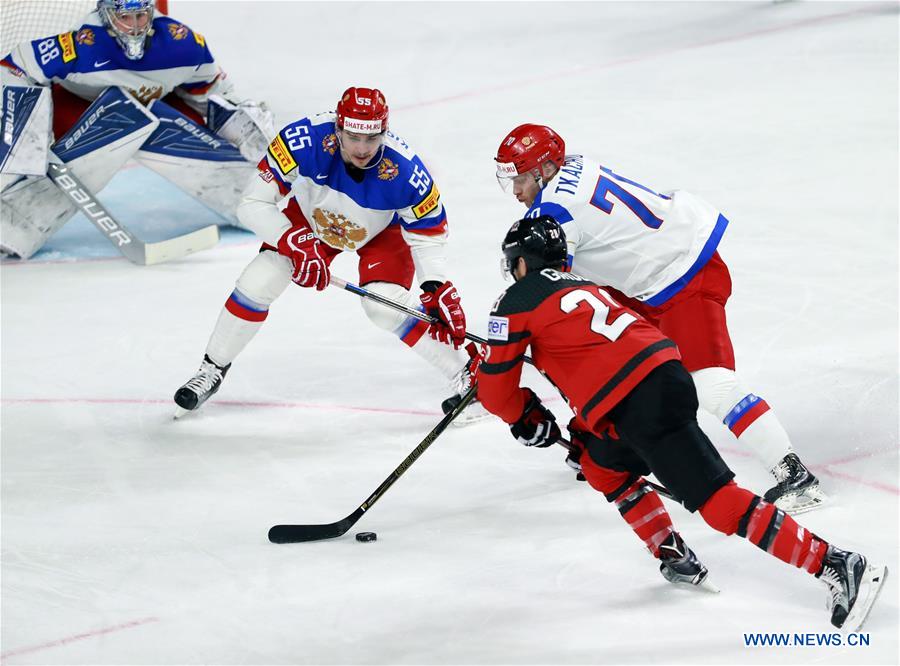 (SP)GERMANY-COLOGNE-ICE HOCKEY-IIHF-WORLD CHAMPIONSHIP-SEMIFINAL