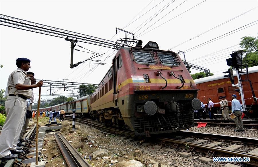 INDIA-NEW DELHI-TRAIN-ACCIDENT