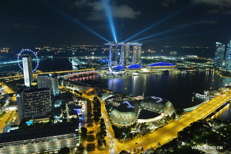SINGAPORE-ESPLANADE-LIGHT SHOW