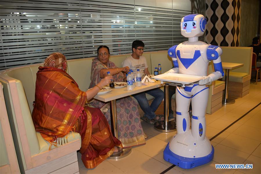 BANGLADESH-DHAKA-ROBOT-RESTAURANT