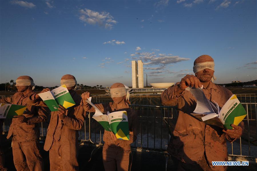 BRAZIL-BRASILIA-INSTALLATION SHOW 