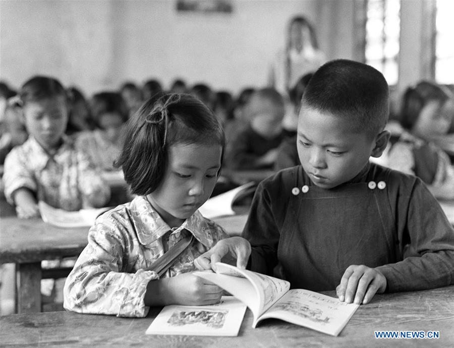 CHINA-SCHOOL OPENING DAY-MEMORIES (CN)