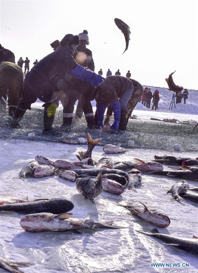 CHINA-XINJIANG-FUHAI-WINTER FISHING (CN)