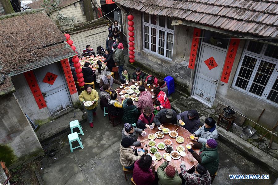 CHINA-LUNAR NEW YEAR-FESTIVAL FOOD (CN)