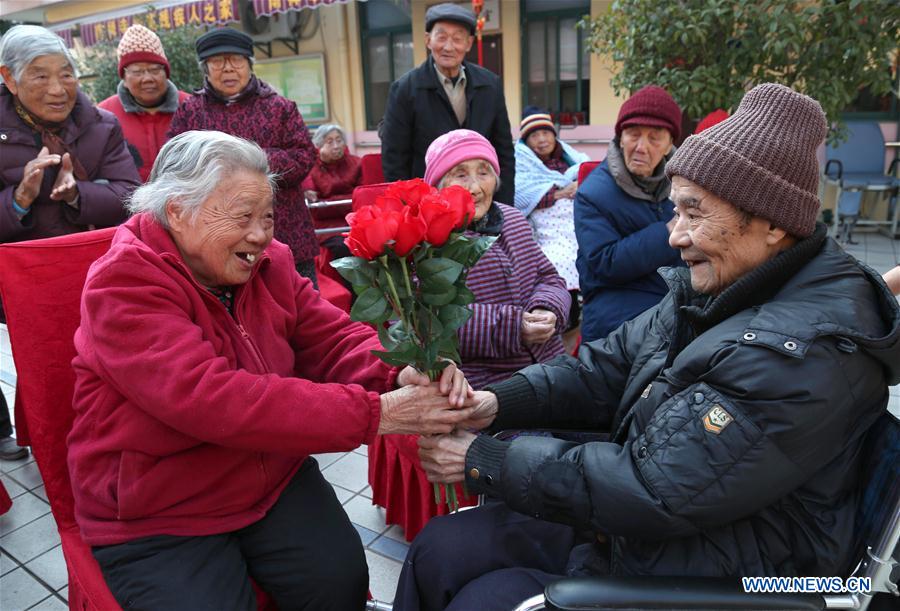 #CHINA-VALENTINE'S DAY-EXPRESSING LOVE (CN)