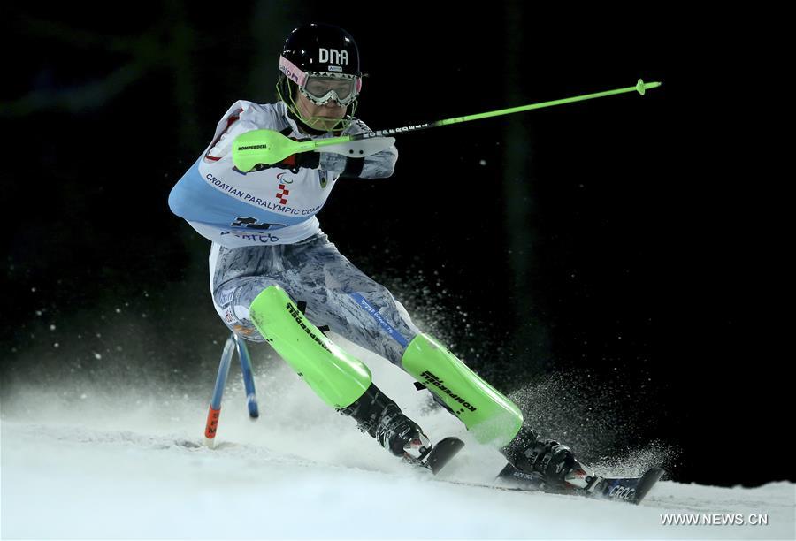 Para alpine skier Santeri Kiiveri of Finland competes during 2nd slalom race of Men's Standing Slalom at 2016-2017 IPC Alpine Skiing Europa Cup at Sljeme in Zagreb, capital of Croatia, Feb. 16, 2017. (Xinhua/Igor Kralj)