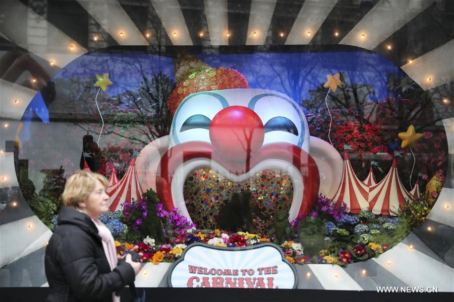 The 15-day show, with floral arrangements and organic installations inspired from the iconic American carnival,makes people feel like losing themselves in the quirks and delights of early 20th century fairs. 