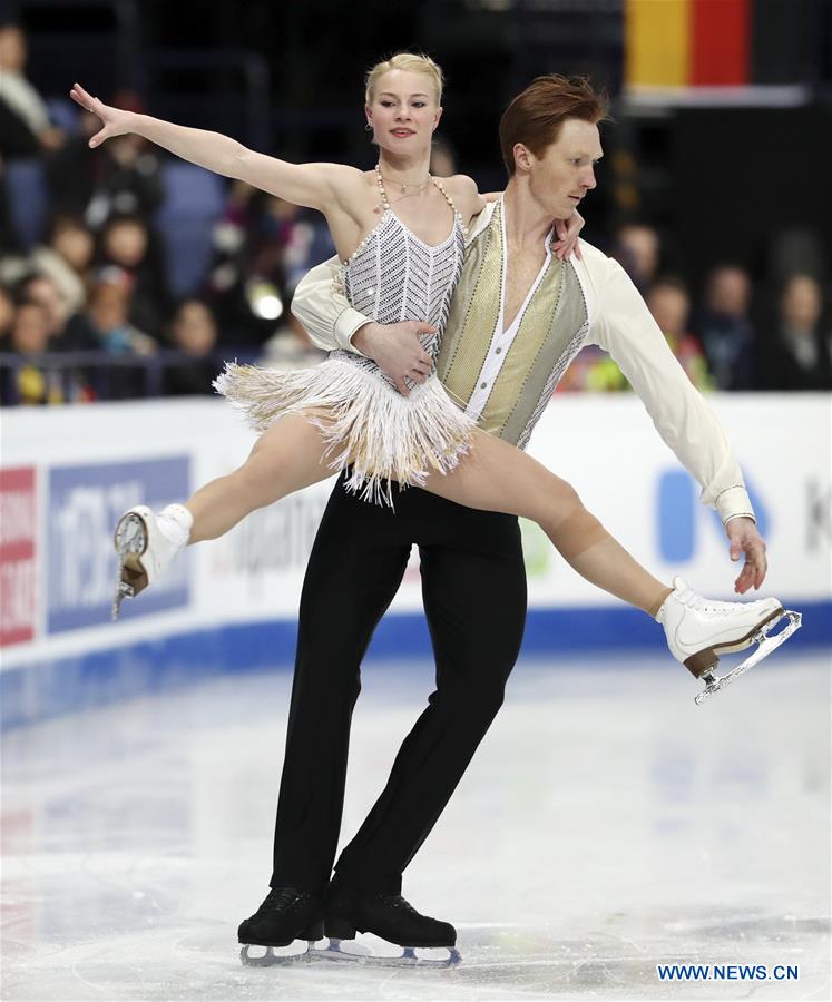 Russia's Evgenia Tarasova (L) and Vladimir Morozov perform during the pairs short program of the ISU World Figure Skating Championships 2017 in Helsinki, Finland, on March 29, 2017. Tarasova and Morozov took the thrid place of the short program with 79.37 points. (Xinhua/Liu Lihang)