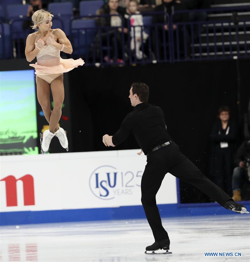 Germany's Aliona Savchenko (L) and Bruno Massot perform during the pairs short program of the ISU World Figure Skating Championships 2017 in Helsinki, Finland, on March 29, 2017. Savchenko and Massot took the second place of the short program with 79.84 points. (Xinhua/Liu Lihang)