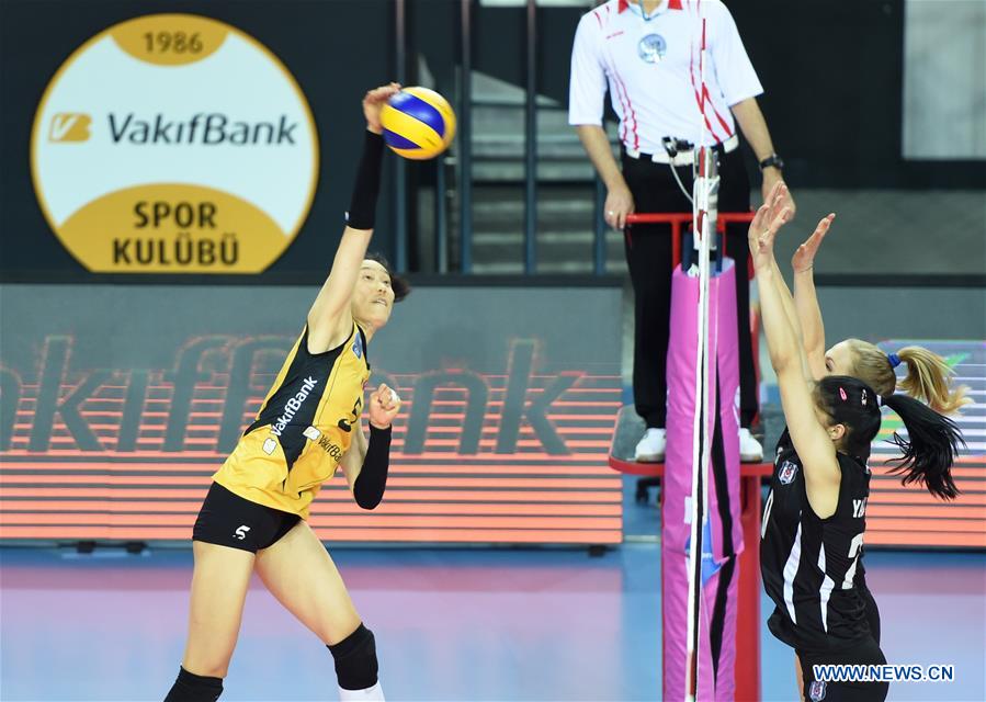Vakifbank's Zhu Ting (L) spikes the ball during the Turkish Women Volleyball League Playoffs quarterfinal match against Besiktas in Istanbul, Turkey, on March 30, 2017. Vakifbank won 3-1. (Xinhua/He Canling) 