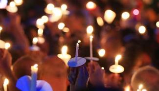 People pay tribute to Orlando nightclub shooting victims in Toronto
