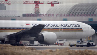 Singapore Airlines flight catches fire while making emergency landing