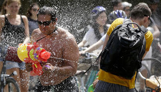 10th Water Fight event held in Canada's Vancouver