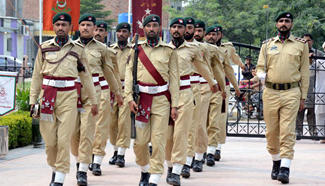 Pakistani soldiers mark country's Defense Day in Lahore