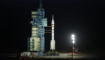 Shenzhou-11 manned spacecraft ready for launch