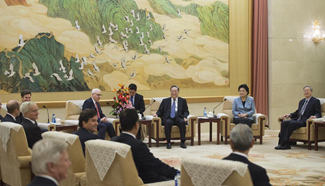 China's top political advisor meets Tsinghua University advisors