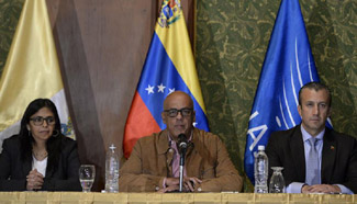 Venezuelan gov't, opponents agree to draft roadmap to overcome political crisis