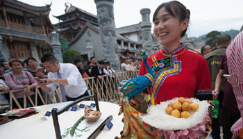 Rural cooking contest held in E China's ethnic county