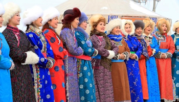 Folk customs seen in winter Nadam in N China's Inner Mongolia
