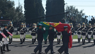 Portuguese bid farewell to deceased former president