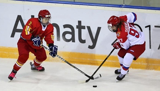 Women's ice hockey semifinal at Winter Universiade: China vs Russia