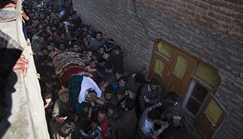 4 militants, 2 troopers killed in Indian-controlled Kashmir gunfight