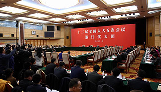 Plenary meeting of 12th NPC deputies from Zhejiang opens to media
