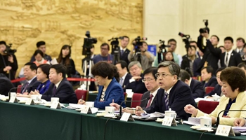 Plenary meeting of 12th NPC deputies from Tianjin opens to media