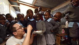 Photo story: Chinese public welfare project -- Free Lunch for Children in Kenya