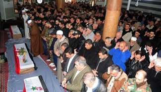 Syrians take part in funeral of slain soldiers in Damascus