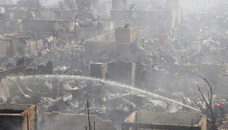 Devastating fire guts hundreds of shanties in Bangladesh capital