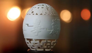 A world in an eggshell! Chinese artist creates eggshell sculptures