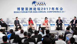 Session of "Surviving the Capital Crunch" held at Boao Forum