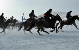 內蒙古牙克石舉辦鳳凰山開雪節