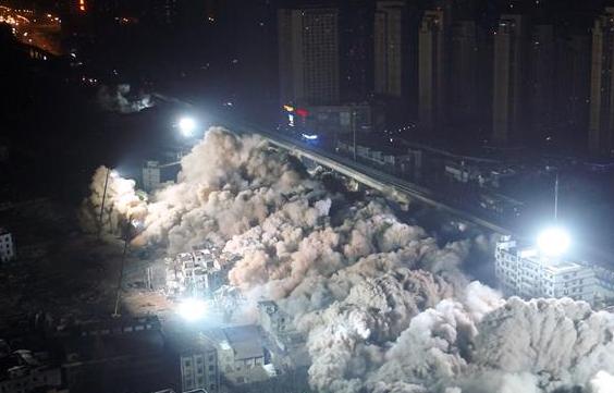 武漢一次性爆破19棟樓