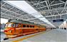 這是停靠在撫遠站站臺準備出發的首列“東極旅客列車”（12月18日攝）。新華社記者 王松攝