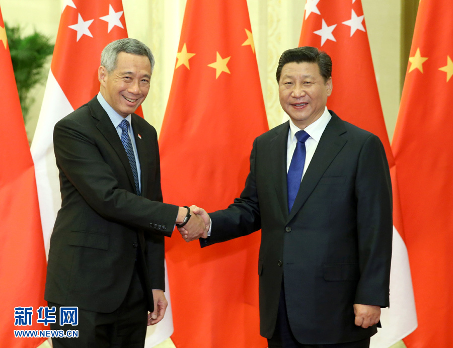 11月9日，國家主席習近平在北京人民大會堂會見新加坡總理李顯龍。 新華社記者 龐興雷 攝