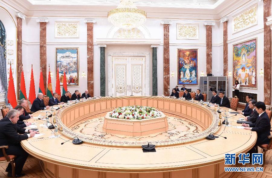 5月10日，國家主席習近平在明斯克同白俄羅斯總統盧卡申科舉行會談。 新華社記者謝環馳攝