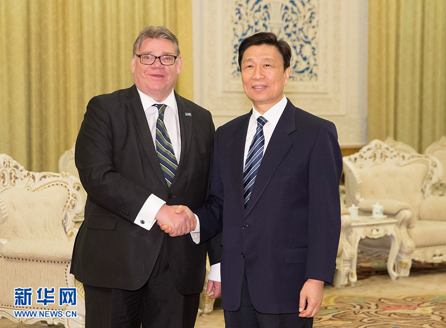 2月28日，中國國家副主席李源潮在北京會見芬蘭外交部長索伊尼。新華社記者丁林攝