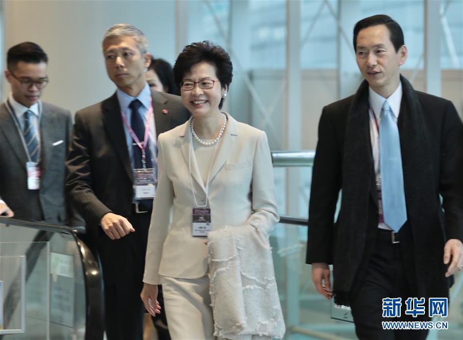 （XHDW）（1）林鄭月娥在香港特區第五任行政長官選舉中勝出