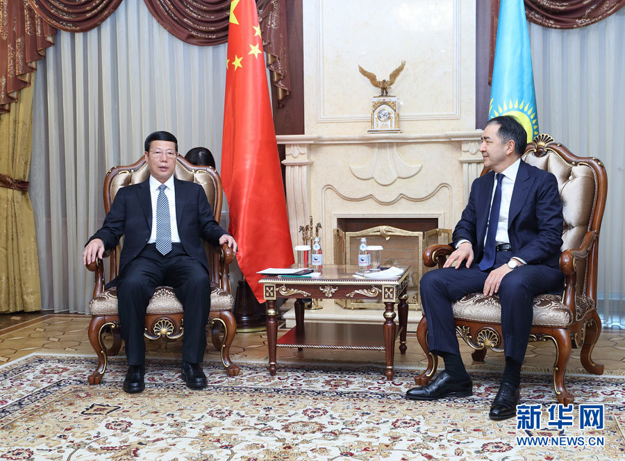 4月18日，國務院副總理張高麗在阿斯塔納會見哈薩克斯坦總理薩金塔耶夫。新華社記者王曄攝