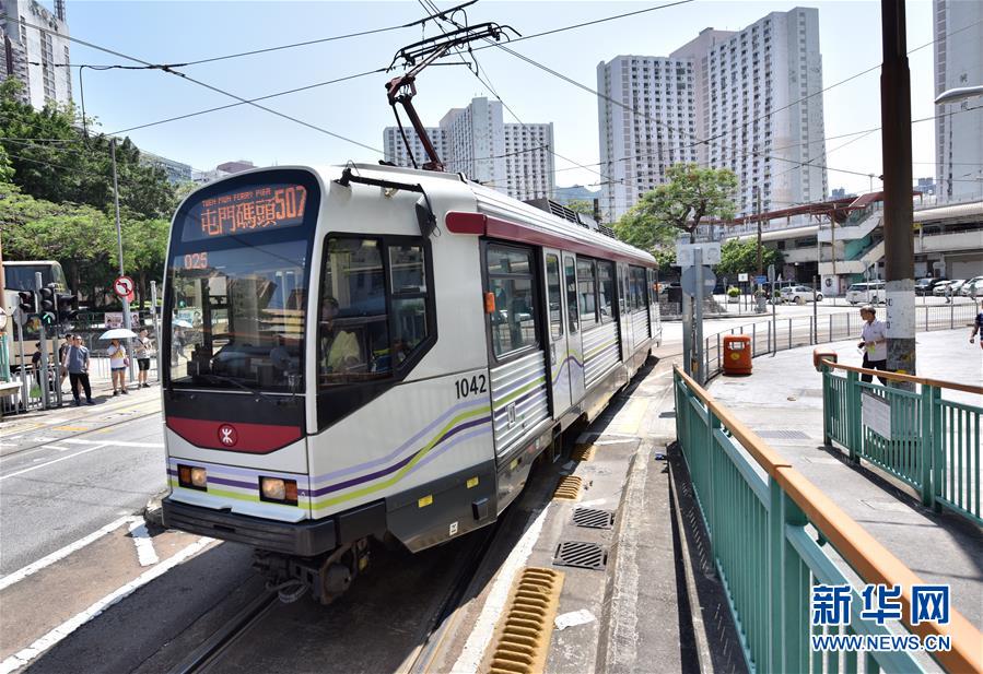 （香港回歸二十周年·香港之美·圖文互動）（1）高效、便利、快捷——香港公共交通體驗