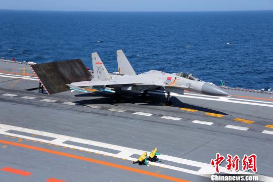 中國海軍航母編隊跨區機動訓練推進檢驗訓法戰法