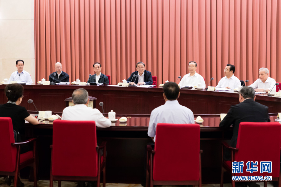 8月24日，全國政協在北京召開第72次雙周協商座談會，圍繞“營改增執行情況和改進的建議”建言獻策。全國政協主席俞正聲主持會議並講話。新華社記者 丁海濤 攝
