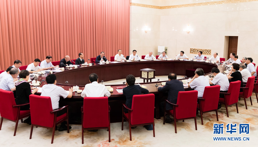 8月24日，全國政協在北京召開第72次雙周協商座談會，圍繞“營改增執行情況和改進的建議”建言獻策。全國政協主席俞正聲主持會議並講話。新華社記者 丁海濤 攝