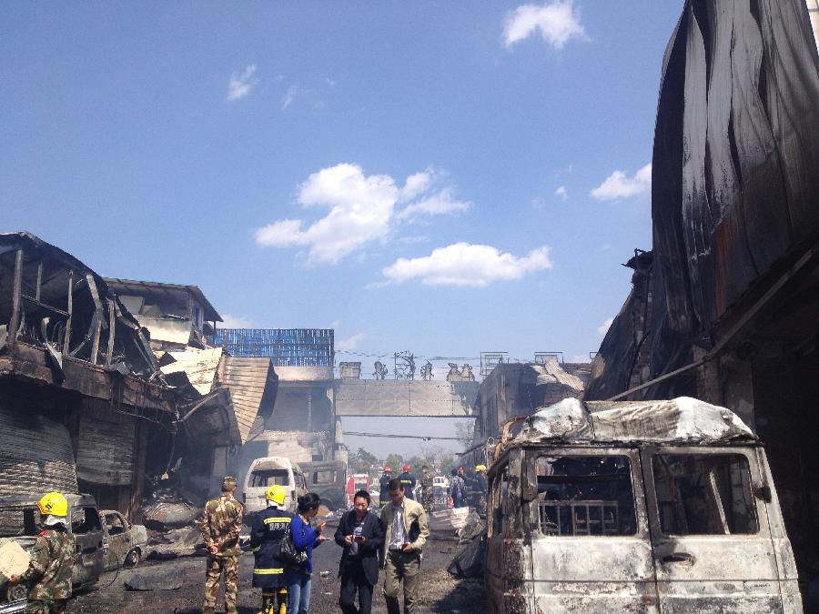 昆明一農産品商貿中心發生火災 9人死亡10人受傷