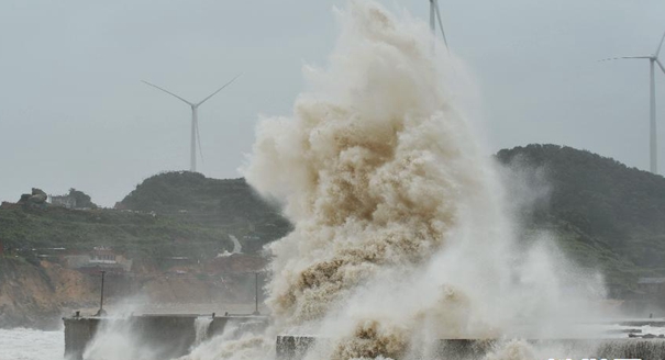 颱風“蘇迪羅”在福建莆田市秀嶼沿海登陸