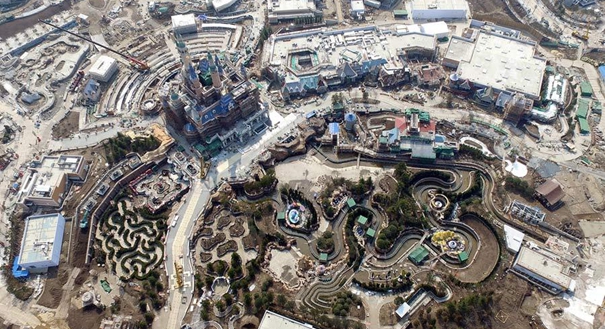 航拍上海迪士尼樂園在建工地 奇幻城堡逐漸露出真容